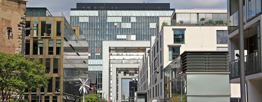 能耗監(jiān)測系統(tǒng)，能源效率，實時監(jiān)測，能源消耗，技術(shù)解決方案，企業(yè)管理